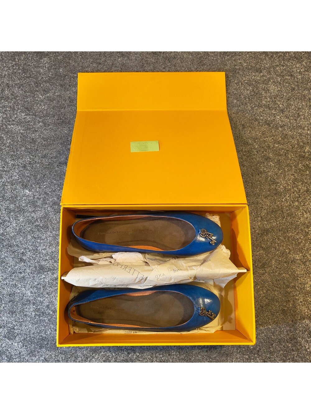 Pilcro and the Letterpress Blue Key Charm Leather Ballet Flats Sz 7.5 Boxed